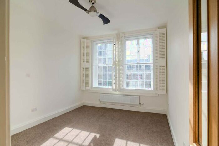 1 Bedroom Apartment To Rent In The Coachworks, BA1