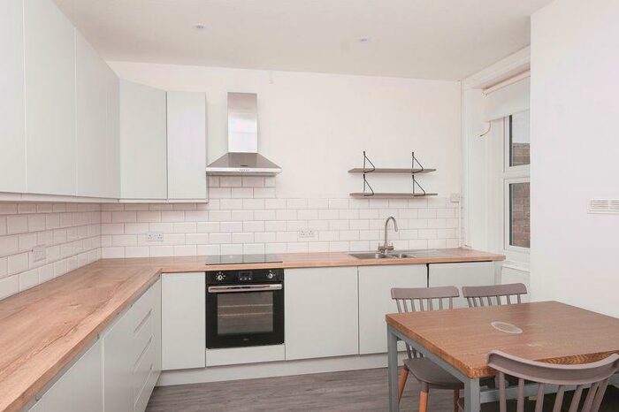 4 Bedroom Terraced House To Rent In Riley Road, Brighton, BN2