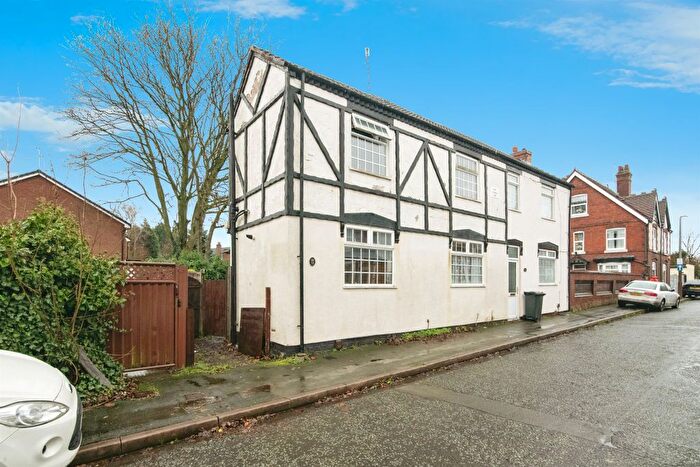 2 Bedroom Terraced House For Sale In Victoria Street, Brierley Hill, DY5