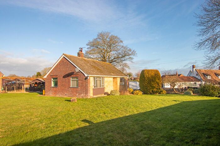 2 Bedroom Detached Bungalow For Sale In Holt Road, North Elmham, Dereham, NR20