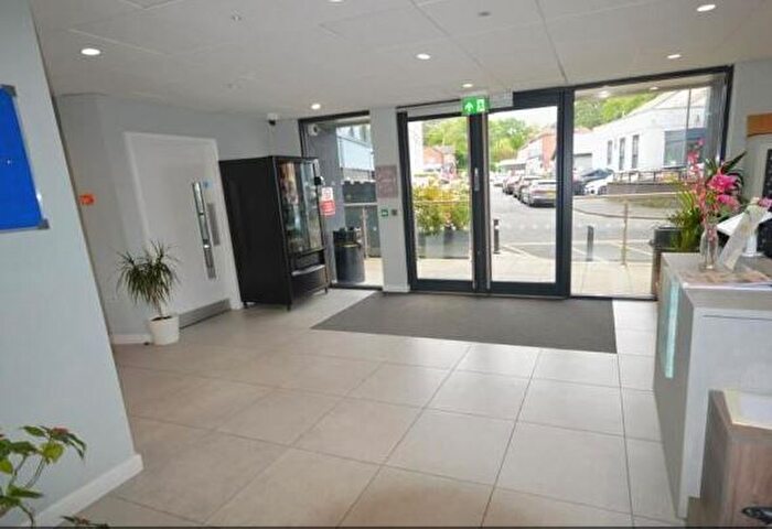 1 Bedroom Property To Rent In Warren Road, Cheadle, SK8