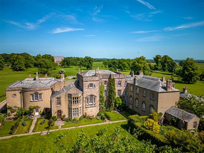 3 Bedroom Flat For Sale In Brough Park, Richmond, North Yorkshire, DL10