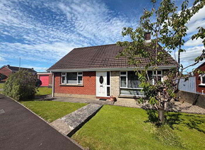 3 Bedroom Detached Bungalows For Sale In Bramhall Crescent, L'Derry, BT47
