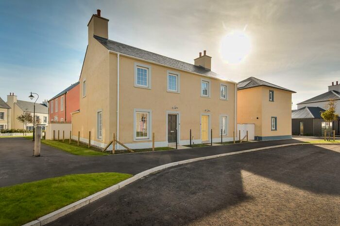 3 Bedroom Semi-Detached House For Sale In Greenlaw Road, Stonehaven, AB39