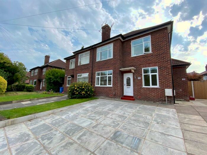 2 Bedroom Apartment To Rent In Dane Road, Sale, M33