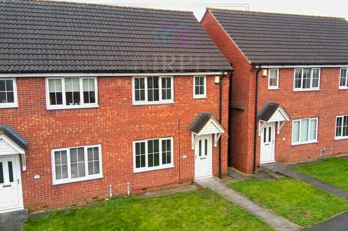 3 Bedroom Semi-Detached House To Rent In Mirey Butt Lane, Knottingley, West Yorkshire, WF11