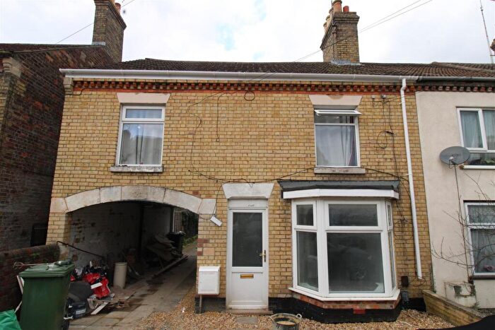 Studio To Rent In Palmerston Road, Woodston, PE2