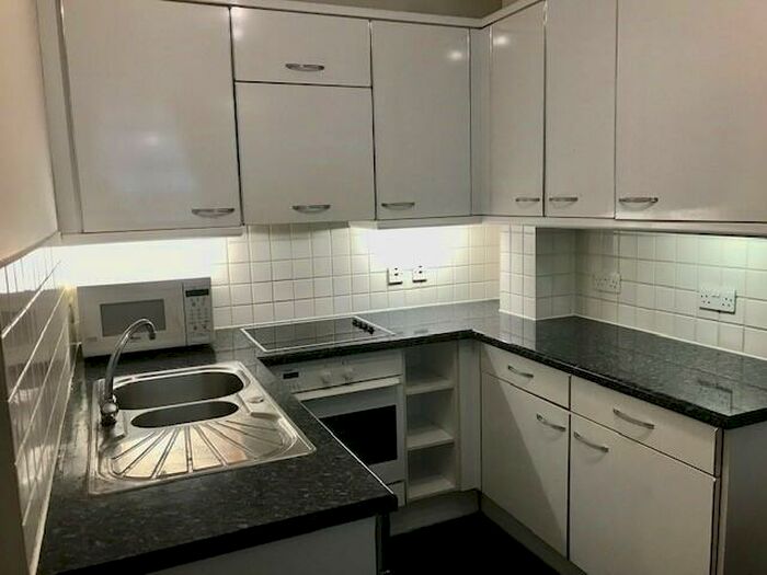 1 Bedroom Flat To Rent In Priory House, Friar Street, London, EC4V