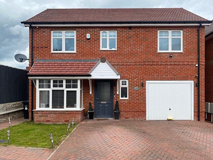 3 Bedroom Detached House For Sale In Hearth Close, Netherton, DY2