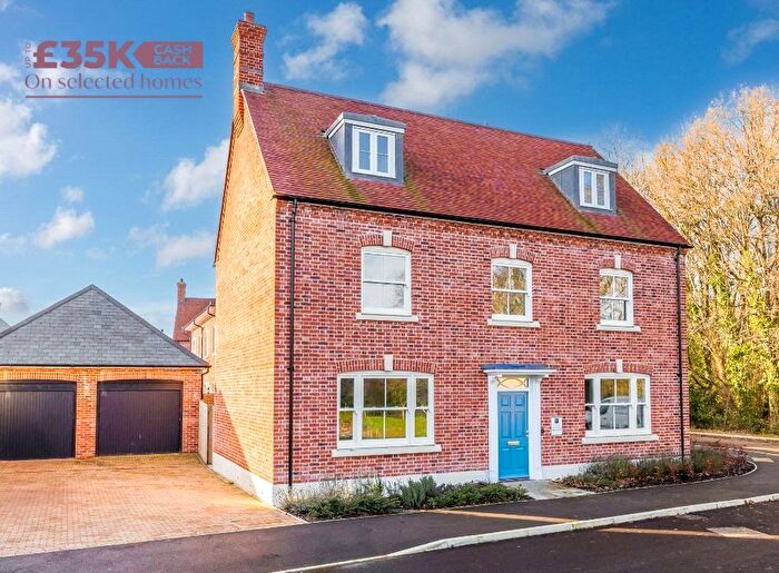 5 Bedroom Country House For Sale In Mountbatten Park, North Baddesley, Southampton, Hampshire, SO52