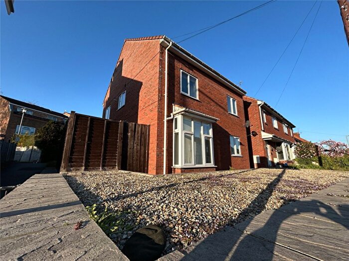 2 Bedroom Flat To Rent In Greenway Road, Taunton, TA2