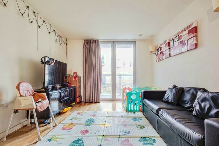 2 Bedroom Flat For Sale In Empire Way, Wembley, HA9