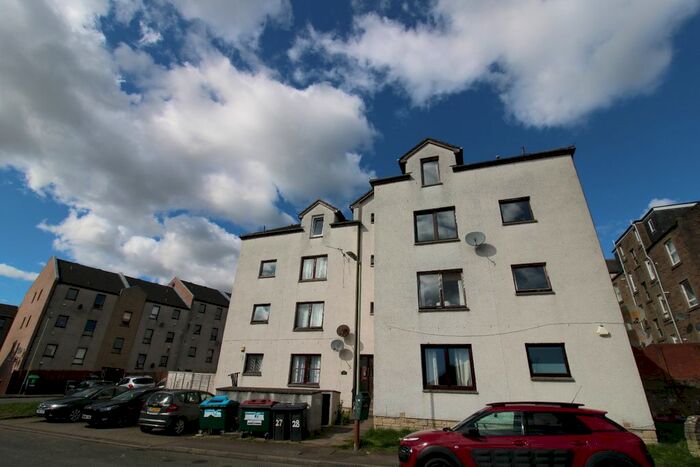 1 Bedroom Flat To Rent In Whistlers Way, Stobswell, Dundee, DD3