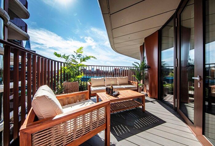 Studio To Rent In Triptych Place - Studio, Southbank, SE1