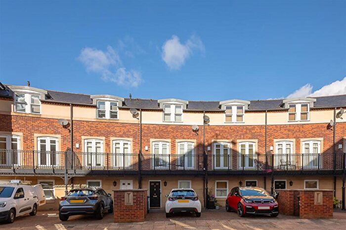 4 Bedroom Terraced House For Sale In Grove Park Crescent, Gosforth, Newcastle Upon Tyne, NE3