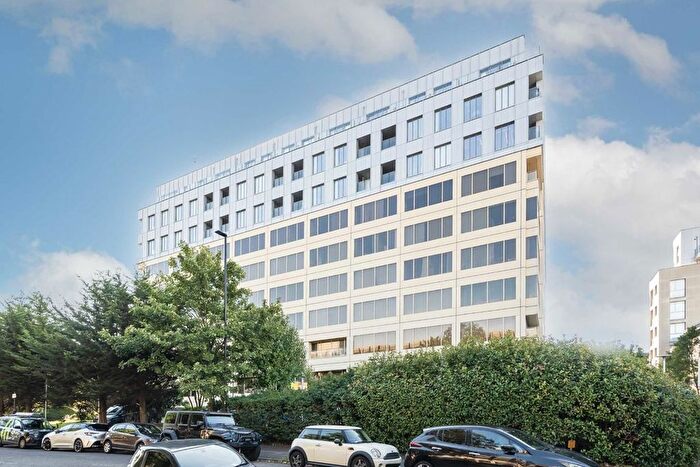 1 Bedroom Flat For Sale In West Gate, Ealing, W5