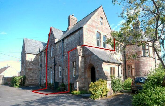 2 Bedroom Property To Rent In St. Thomas Street, Wells, BA5