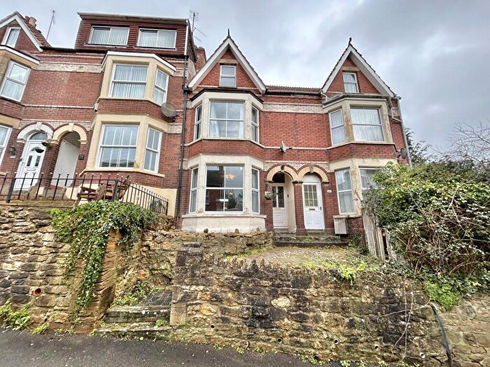 3 Bedroom Terraced House For Sale In Woodland Grove, Yeovil, Somerset, BA20