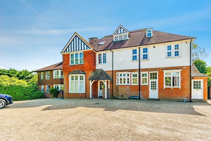 1 Bedroom Flat For Sale In London Road, Tonbridge, TN10