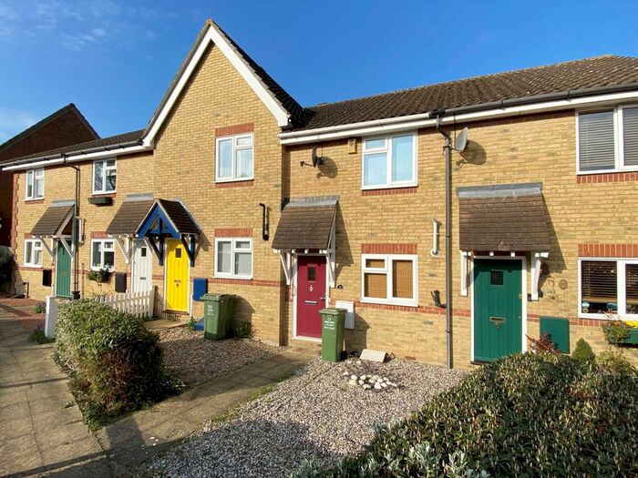 2 Bedroom Terraced House To Rent In Archers Close, Billericay, CM12