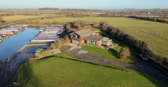4 Bedroom Detached House For Sale In Waterside, Napton Marina, Tomlow Road 1.38 Acres CV47