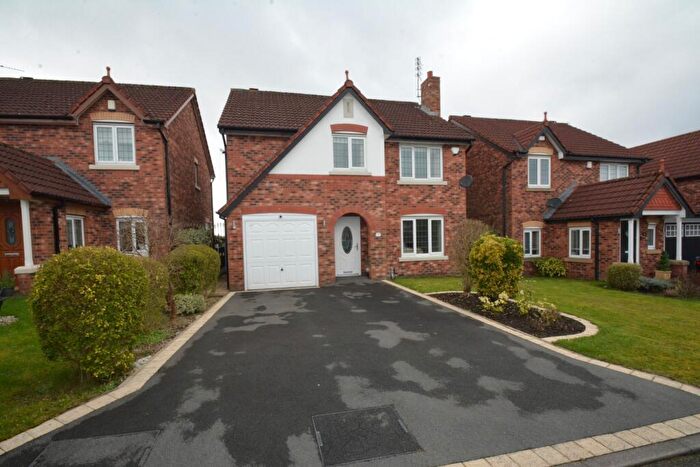 4 Bedroom Detached House For Sale In Ash Tree Avenue, Droylsden, M43