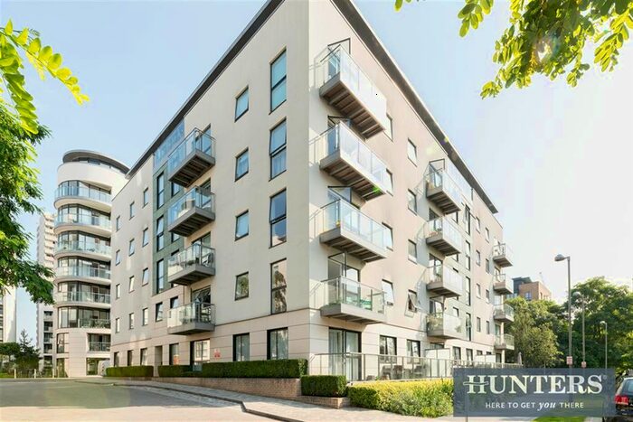 2 Bedroom Flat To Rent In Pump House Crescent, Brentford, TW8