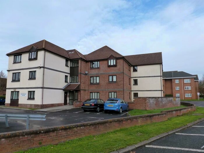 2 Bedroom Flat To Rent In Abbotswood, Yate, Bristol, BS37