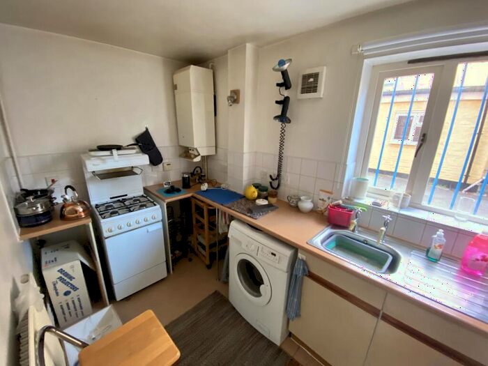 1 Bedroom Flat To Rent In Delta Court, NG1