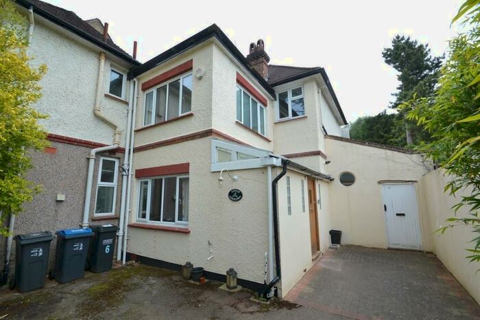 4 Bedroom Semi-Detached House To Rent In Roke Road, Kenley, CR8
