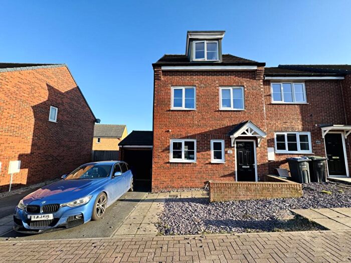 3 Bedroom End Of Terrace House For Sale In Danesly Close, Peterlee, County Durham, SR8