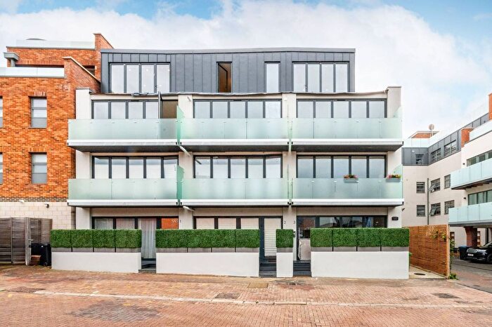 1 Bedroom Flat For Sale In Foundry House, Wimbledon, London, SW19