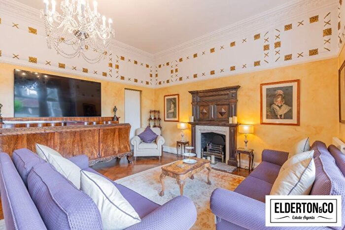 3 Bedroom Flat For Sale In Redington Road, Hampstead, London, NW3