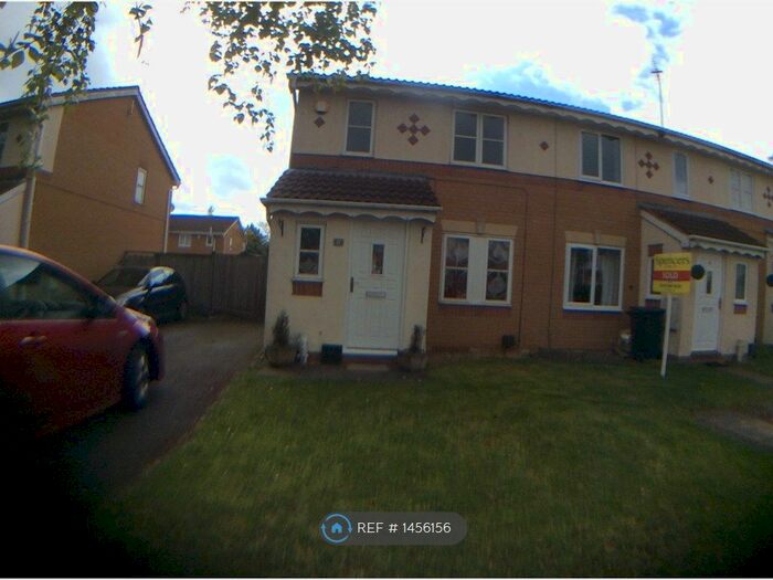 3 Bedroom Semi-Detached House To Rent In Tilbury Crescent, Leicester, LE4