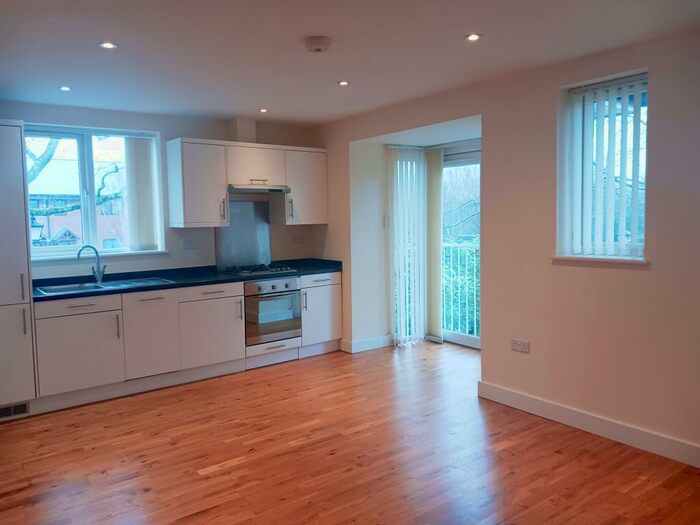 2 Bedroom Apartment To Rent In The Spinney, Denmead, PO7