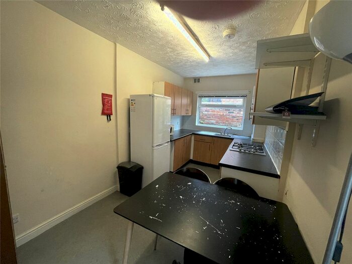 4 Bedroom End Of Terrace House To Rent In Hill Street, Manchester, Greater Manchester, M20