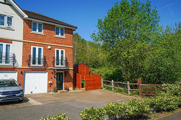 4 Bedroom End Of Terrace House For Sale In Wittersham Rise, St. Leonards-On-Sea, TN38