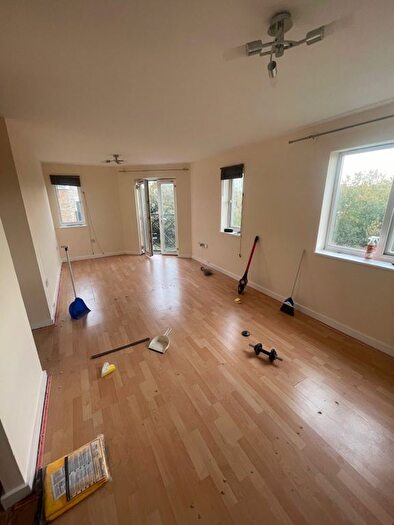 2 Bedroom Flat To Rent In Martins Place, London, SE28