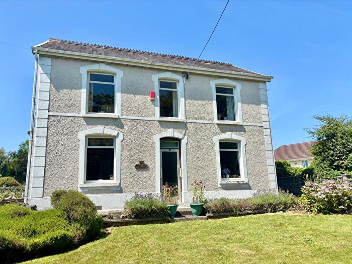 3 Bedroom Detached House For Sale In Neath Road, Fforest Goch, Pontardawe, Swansea., SA8
