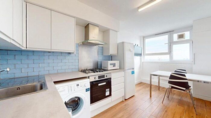 2 Bedroom Flat To Rent In Peregrine House, London, EC1V