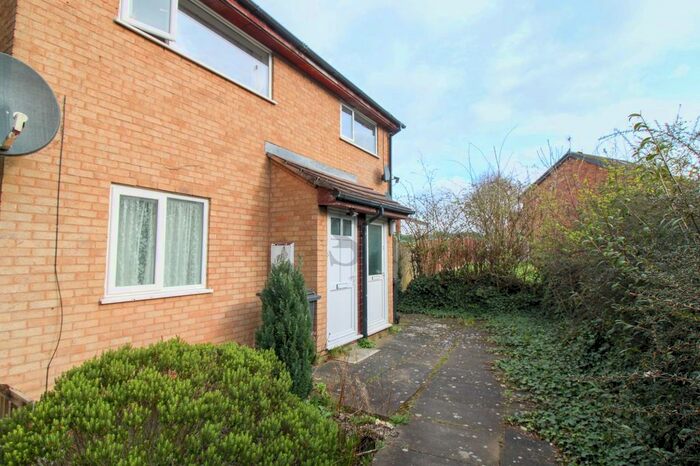 2 Bedroom Maisonette To Rent In Beaumont Lodge Road, Leicester, LE4