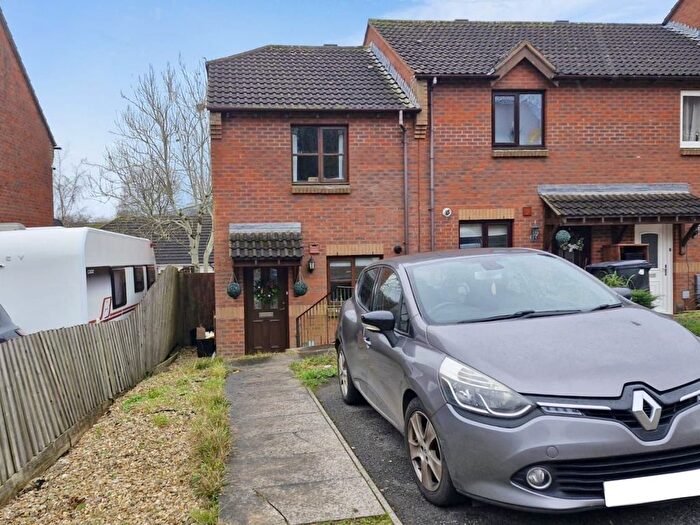 2 Bedroom End Terrace House For Sale In Abelia Close, Paignton, TQ3