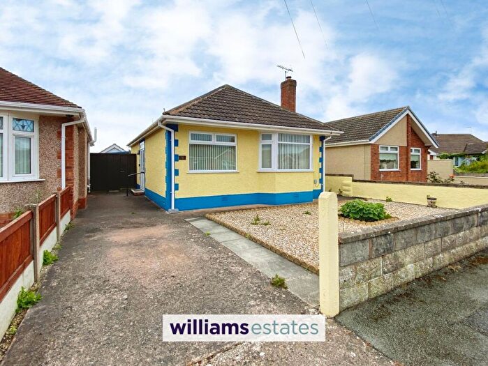 2 Bedroom Detached Bungalow For Sale In Garnett Drive, Prestatyn, LL19