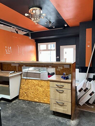 2 Bedroom Block Of Apartments For Sale In Stanley Road, Kirkdale, L5