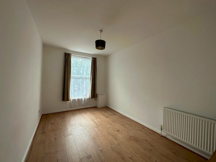 1 Bedroom Flat To Rent In High Road, London, N22