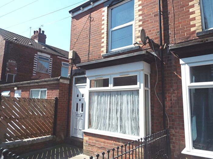 2 Bedroom Terraced House To Rent In Linden Grove, Folkestone Street, Hull, HU5