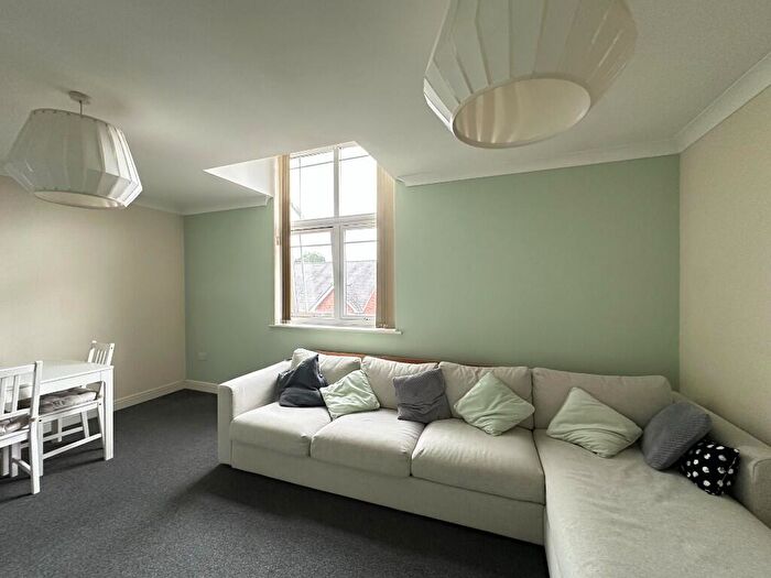 2 Bedroom Flat To Rent In Bankwell Street, Manchester, Greater Manchester, M15