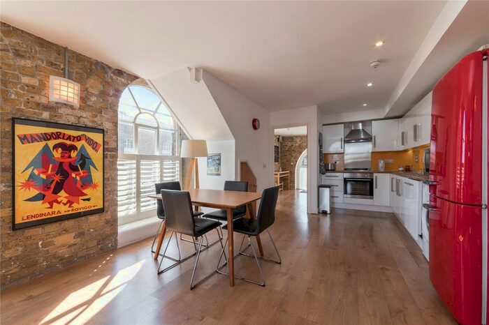 2 Bedroom Flat To Rent In Building, Hopton Road, London, SE18