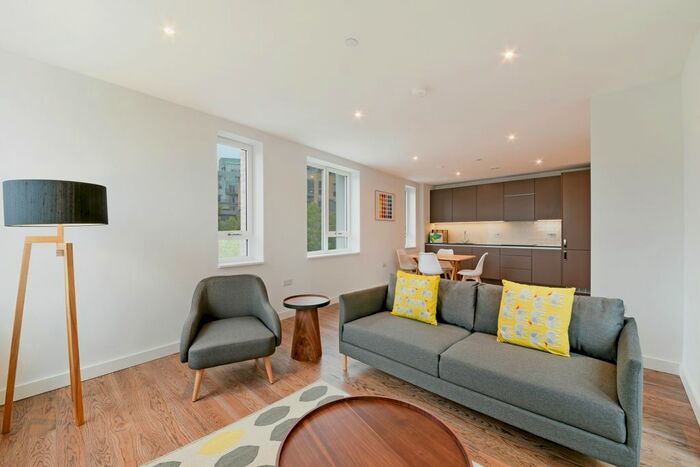 2 Bedroom Flat To Rent In Ferraro House, Elephant Park, Elephant And Castle, SE17