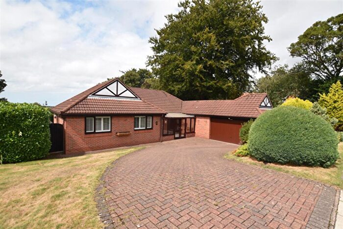 4 Bedroom Detached Bungalow For Sale In Tynron Grove, Noctorum, CH43